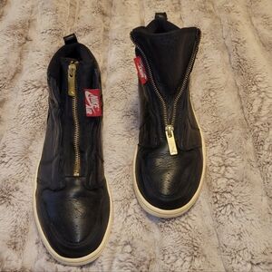 Nike Women's Air Jordan 1 High Zip Shoes